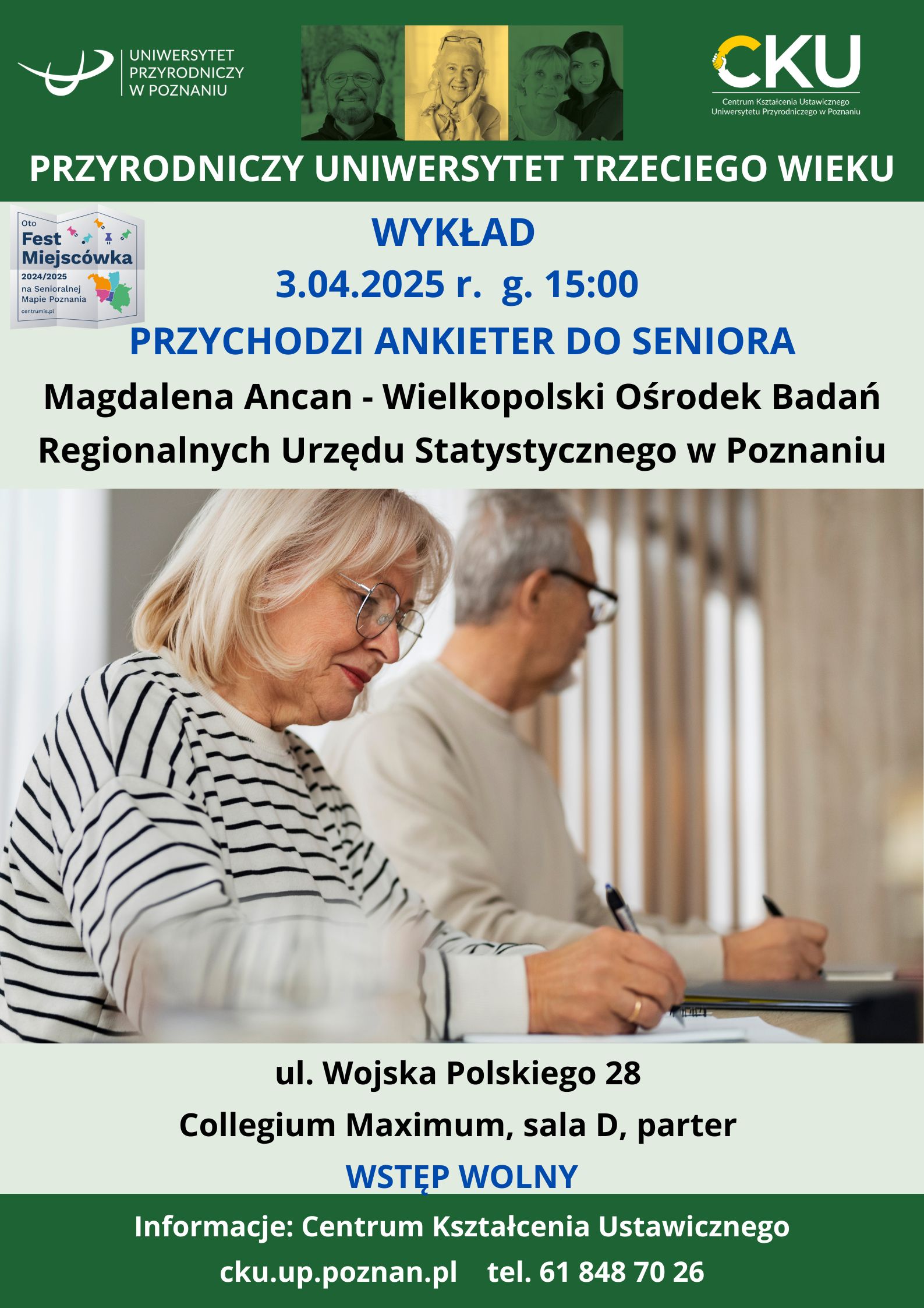Dojrzała kobieta w okularach uzupełnia długopisem ankietę. Obok niej siedzi mężczyzna i również wypełnia ankietę.